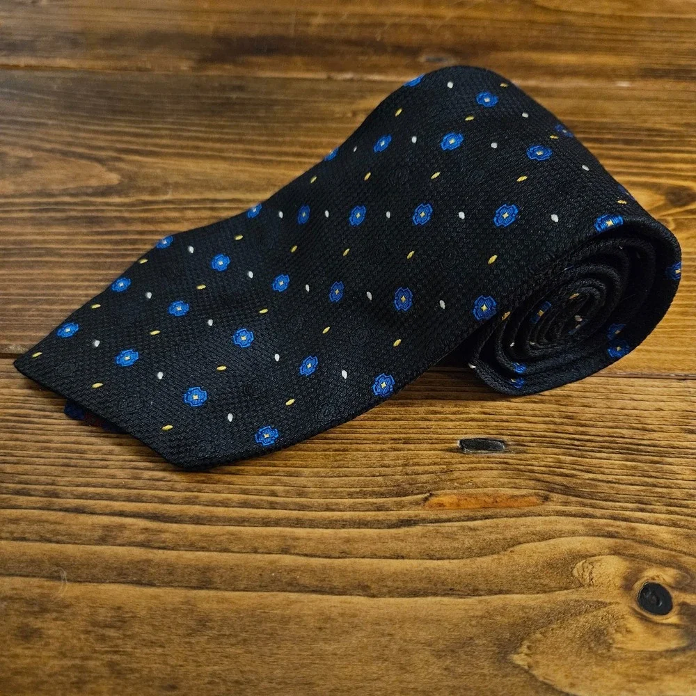 Tommy Hilfiger Silk Tie Bundle (2) Blue Geometric‎ & Black Floral Dot Pattern
